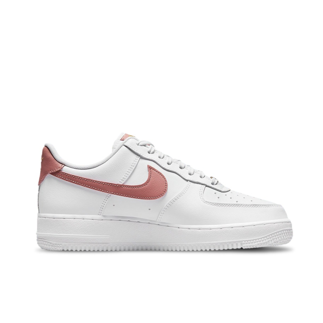 Nike Air Force 1 'O7 Essential - Nike Shoes Air Force 1 recensione e prezzo