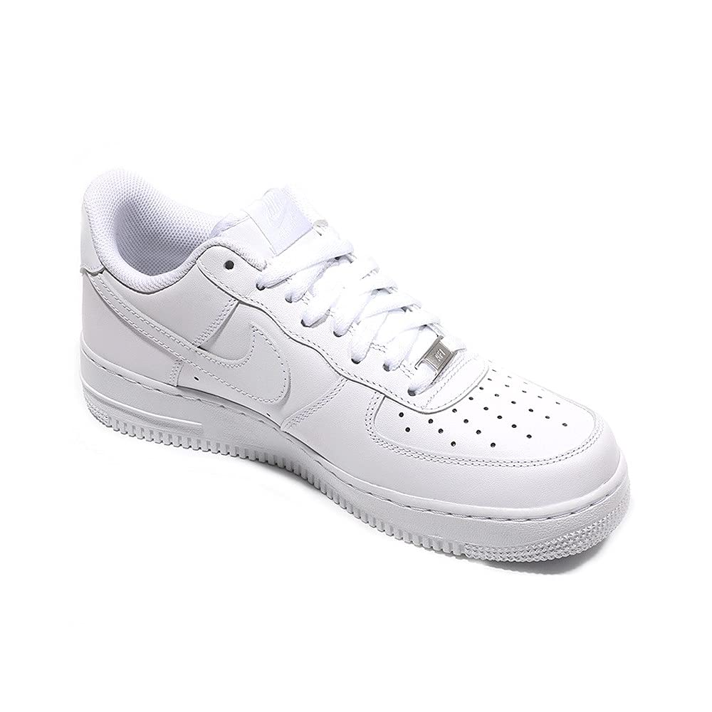 Scarpe Nike Air Force 1 Low 07 - Nike Shoes Air Force 1 recensione e prezzo